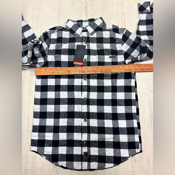 Legendary Whitetails lumberjack flannel long sleeve button down shirt - Picture 3 of 7